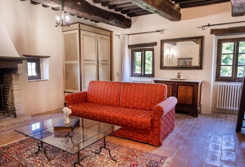 סוויטה, Abbazia San Faustino Residenza D'epoca