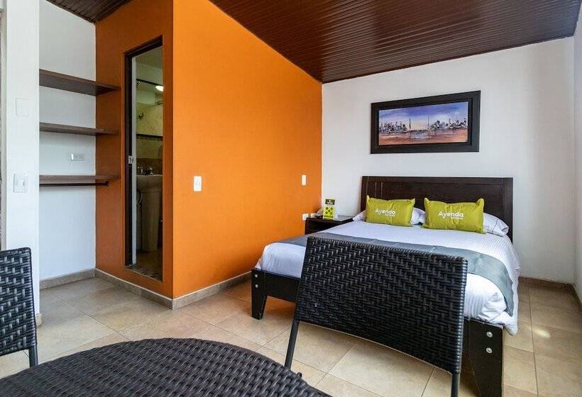 اتاق استاندارد, Ayenda 1087 La Estacion