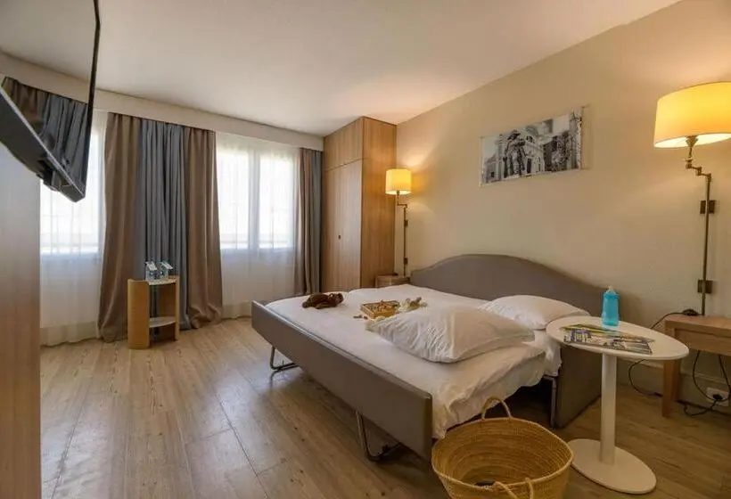 سوئیت جونیور با تخت بزرگ, Best Western Plus Ajaccio Amiraute