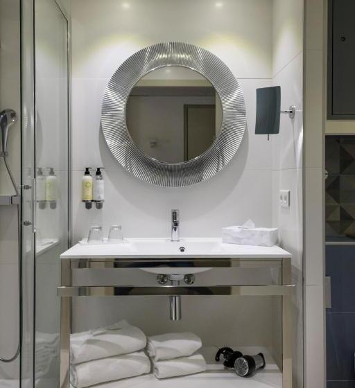 コンフォートルーム, Best Western Plus Ajaccio Amiraute