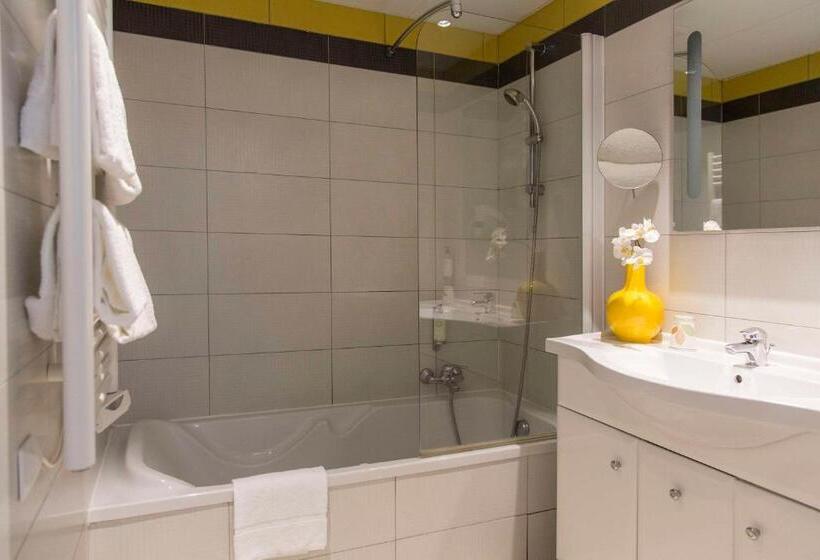 Люкс, Best Western Plus Ajaccio Amiraute