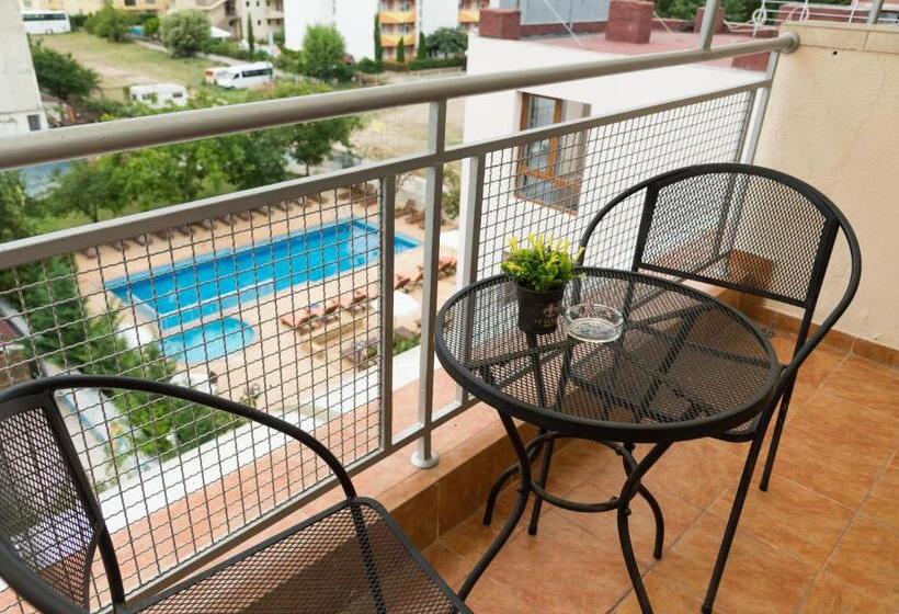 带1个卧室的带阳台的公寓, Central