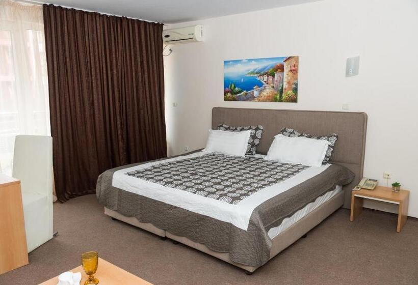 标准工作室, Central