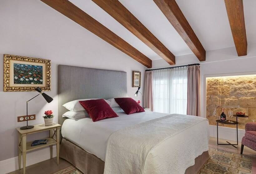 스탠다드 룸, Gloria De Sant Jaume