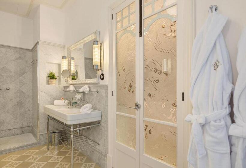 수피리어 주니어 스위트, Gloria De Sant Jaume