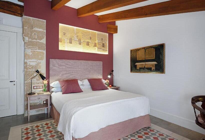 디럭스 룸, Gloria De Sant Jaume