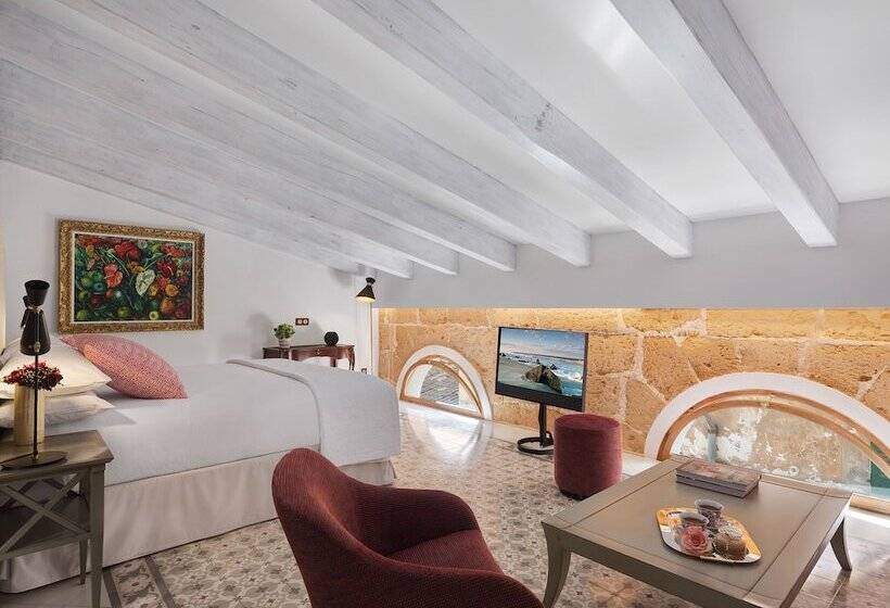 주니어 스위트, Gloria De Sant Jaume