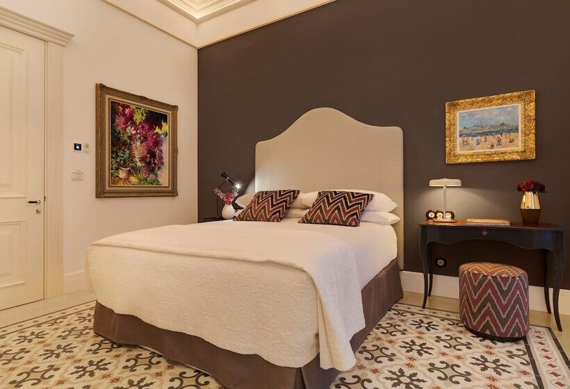 수피리어 주니어 스위트, Gloria De Sant Jaume