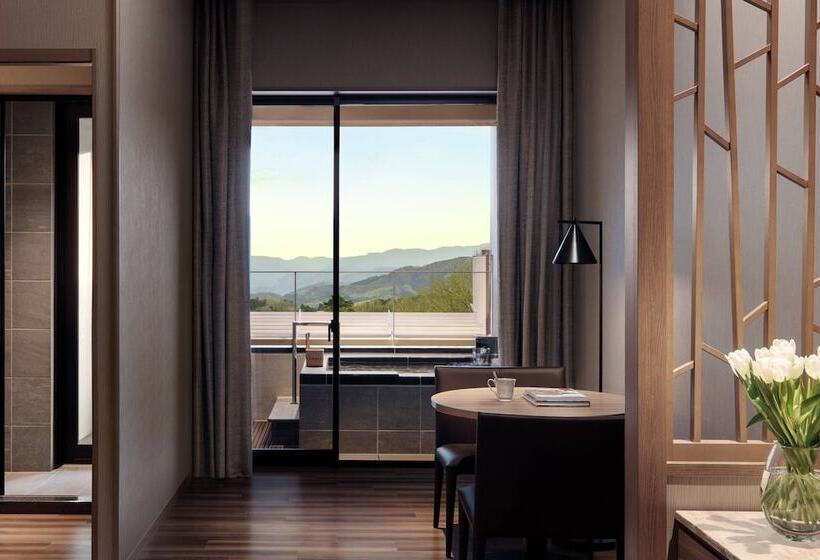 Люкс Вид на Сад, Izu Marriott Hotel Shuzenji