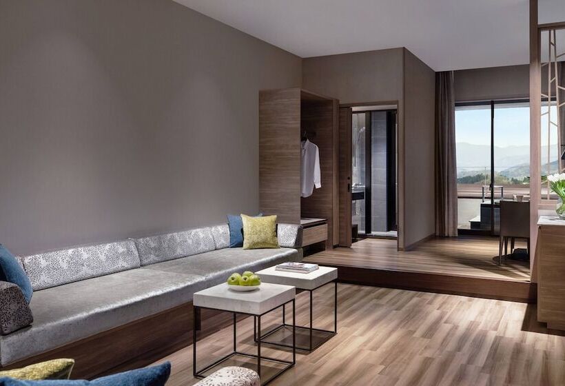 Люкс Вид на Сад, Izu Marriott Hotel Shuzenji