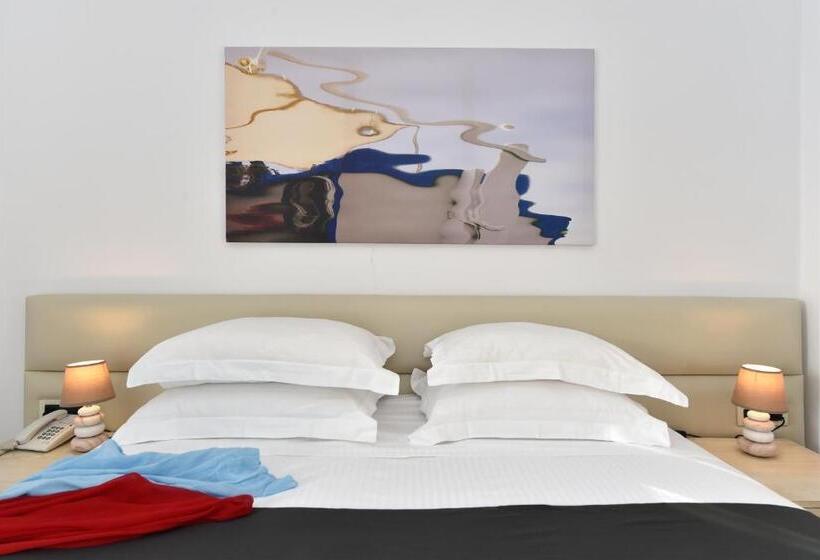 Номер Deluxe Вид на Море Боковой, Mersina Exclusive