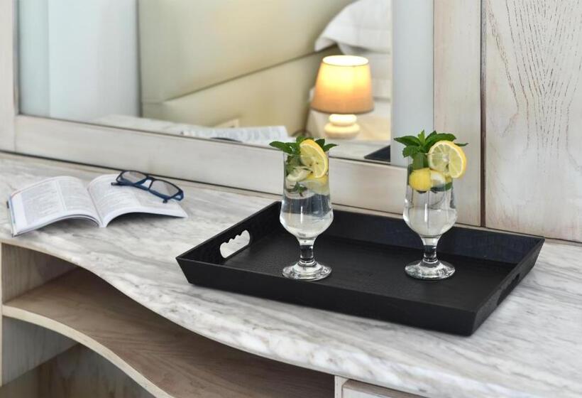 Номер Deluxe Вид на Море Боковой, Mersina Exclusive