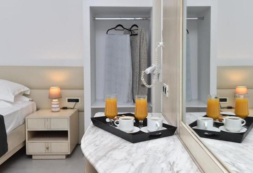 Семейный Номер, Mersina Exclusive