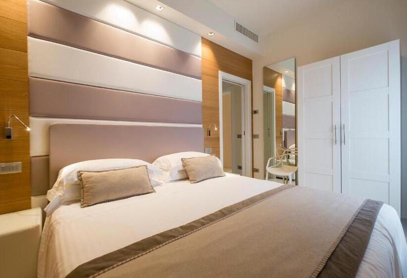 آپارتمان پرستیژ 1 خوابه, Metropol Ceccarini Suite   Luxury Apartments