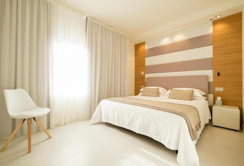 两卧行政公寓, Metropol Ceccarini Suite Luxury Apartments