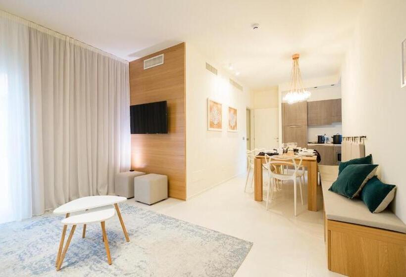 آپارتمان پرستیژ 1 خوابه, Metropol Ceccarini Suite   Luxury Apartments