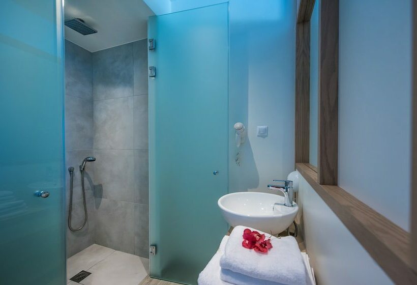 ジュニアスイート, Paralos Lifestyle Beach Adults Only