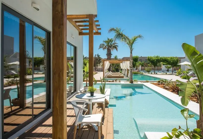 スーペリアールーム, Paralos Lifestyle Beach Adults Only