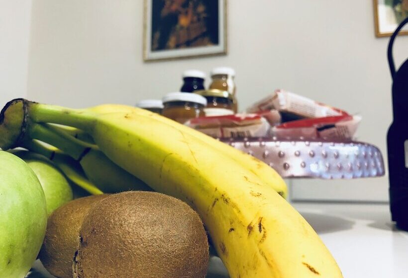 דירת חדר, Un Petit Paradis