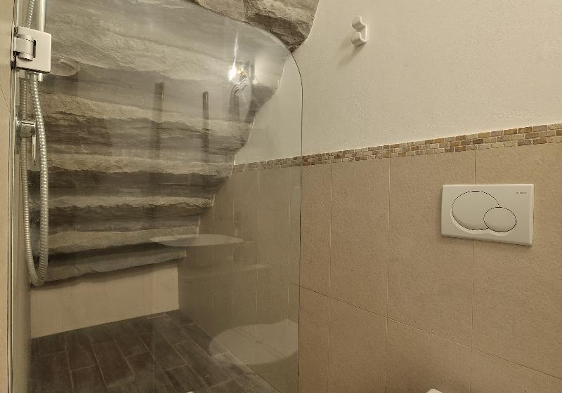 דירת חדר, Un Petit Paradis