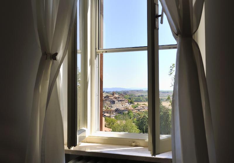 חדר משפחתי, Un Petit Paradis