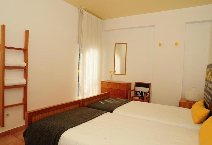 חדר סטנדרט חדר אמבטיה משותף, Caparica Sun Centre