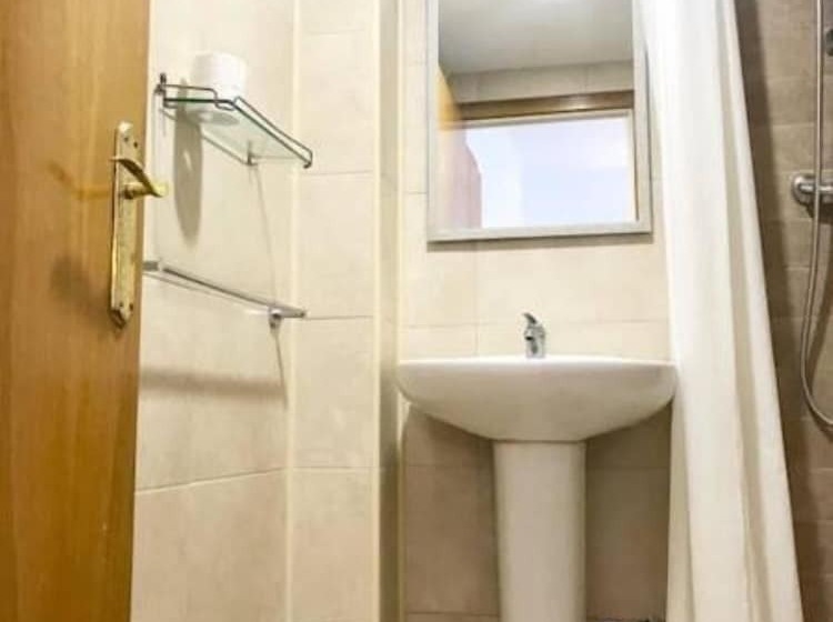 اتاق استاندارد سه نفره, Hostal Casa Torrent