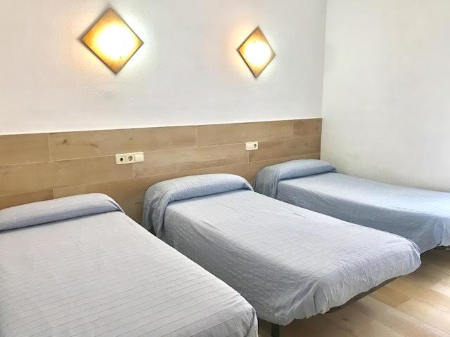 اتاق استاندارد سه نفره, Hostal Casa Torrent