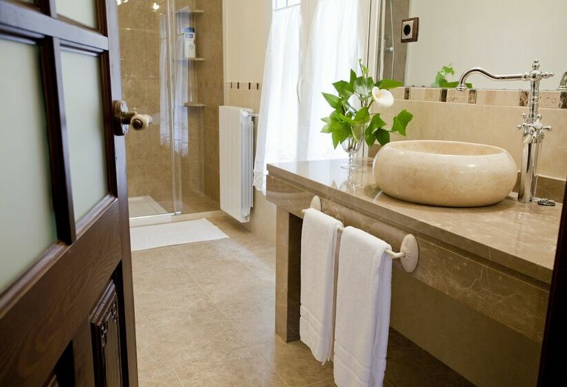 غرفة سوبيريور, Casa De La Campana