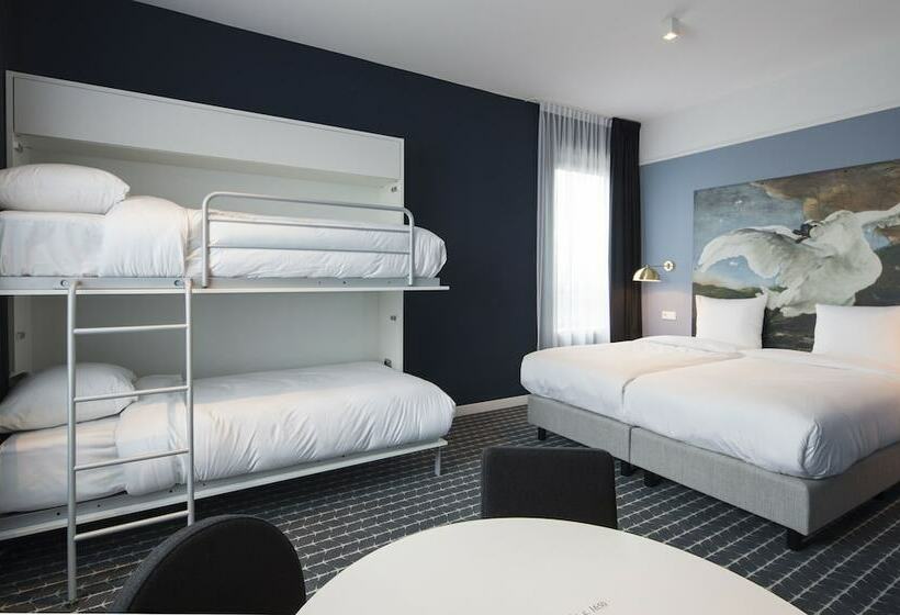 四人标准间, Corendon Village Amsterdam