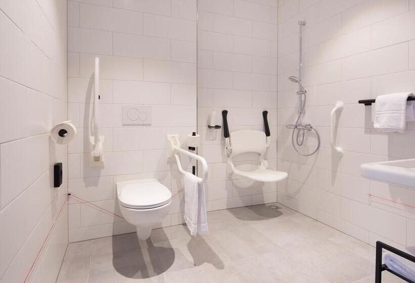 适合残疾人使用的标准间, Corendon Village Amsterdam