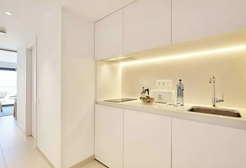 سوییت لوکس, Eurostars Ibiza