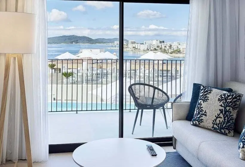 اتاق دوبلکس, Eurostars Ibiza