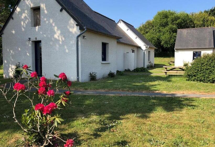 غرفة كلاسيكية رباعية, Hôtel Le Trécelin