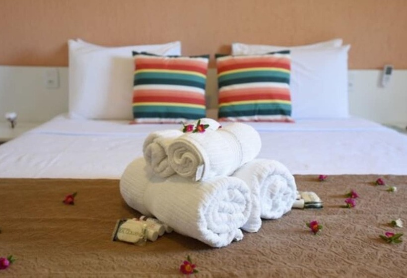 اتاق استاندارد سه نفره, Pousada Malibu