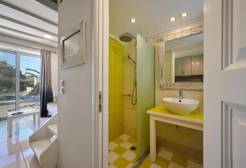 جناح مزود بحمام سباحة, Villagio Maistro