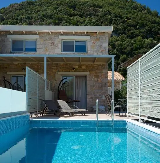 Suite with Hot Tub