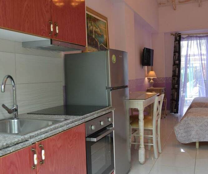 إستوديو ديلوكس, Villagio Maistro