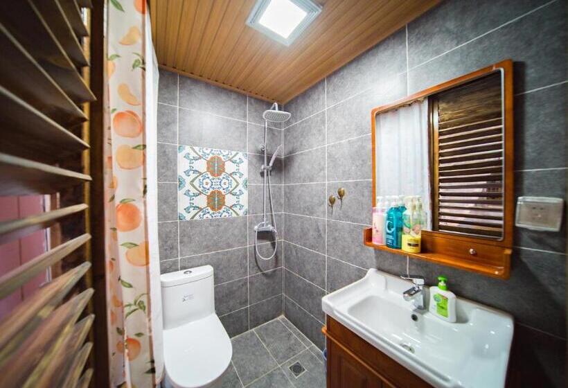 标准间, Tuo Tuo Guest House