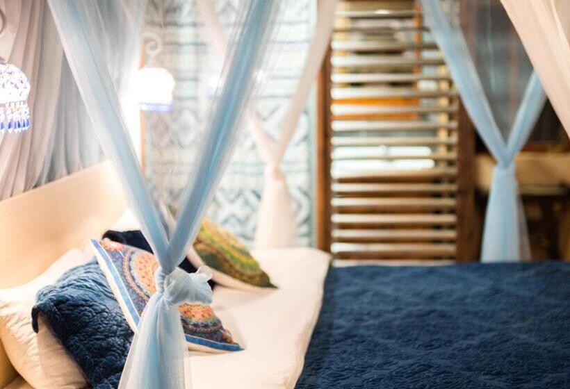 标准间, Tuo Tuo Guest House