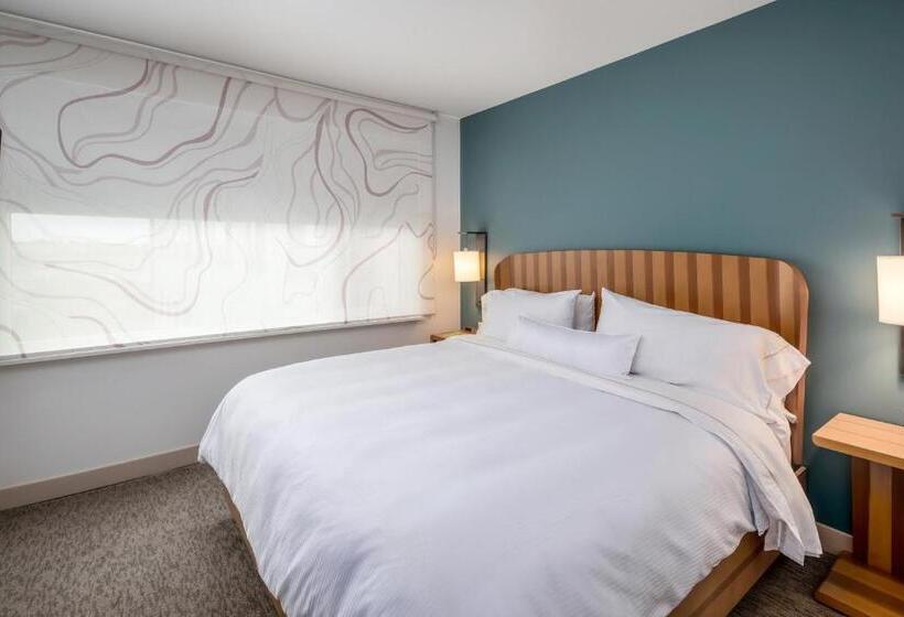 Стандартный Номер Кровать Кинг, Element Bentonville