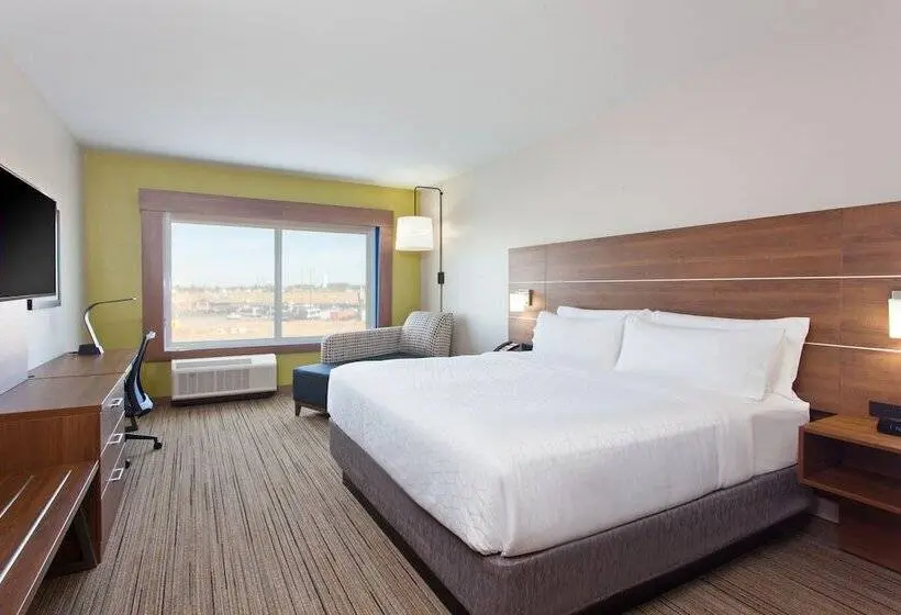 身障者適用スイートルーム, Holiday Inn Express & Suites   Moses Lake, An Ihg