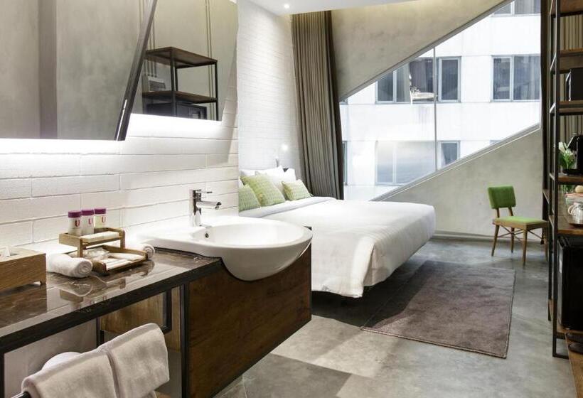 Номер Superior, Janevalla Bandung