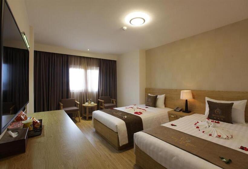 اتاق لوکس سه تخته, Minh Tam Hotel & Spa 3/2