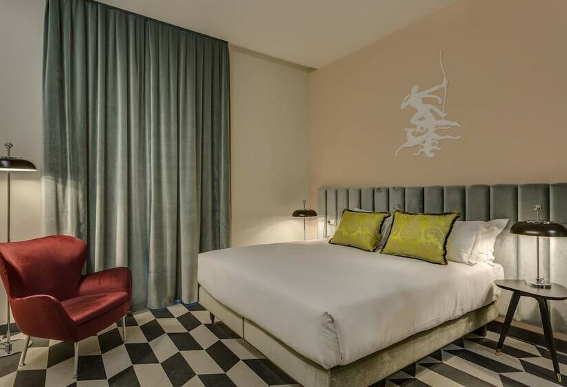 اتاق سوپریور, Otivm