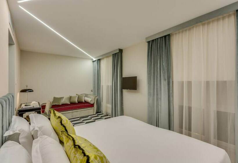 اتاق اکونومی, Otivm