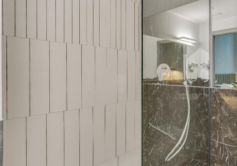 اتاق اکونومی, Otivm