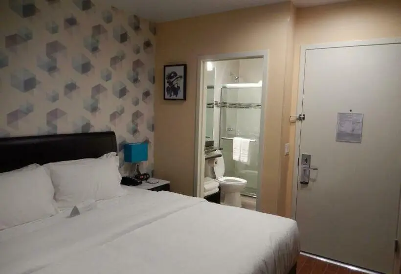 اتاق استاندارد با تخت بزرگ, Quality Inn Near Sunset Park