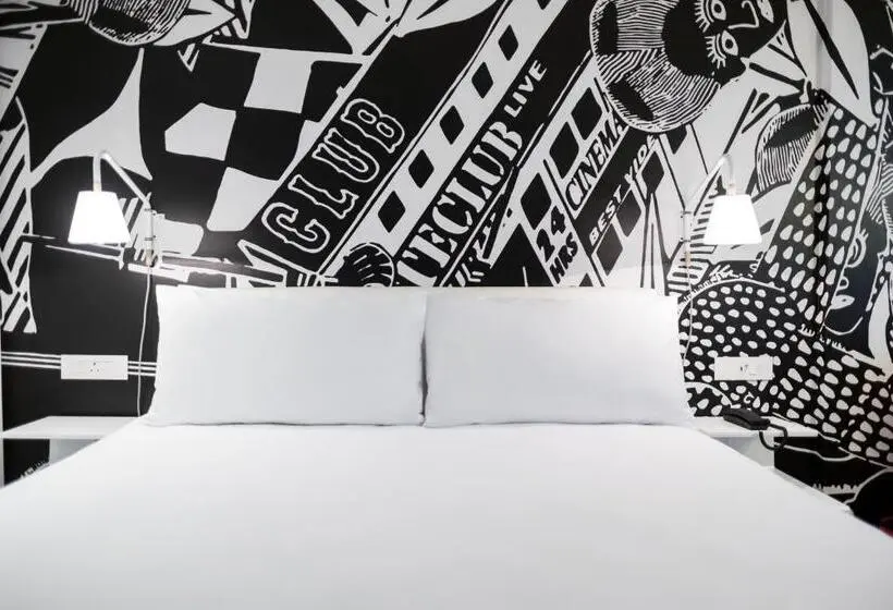マウンテンビュースタンダードルーム, Radisson Red Hotel V&a Waterfront Cape Town