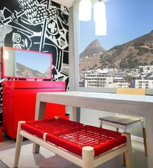 マウンテンビュースタンダードルーム, Radisson Red Hotel V&a Waterfront Cape Town